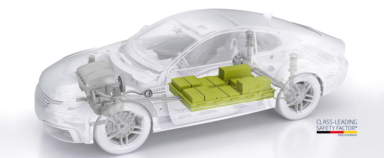 Transparenter Fahrzeugaufbau mit hervorgehobenen Batteriemodulen für Elektrofahrzeuge