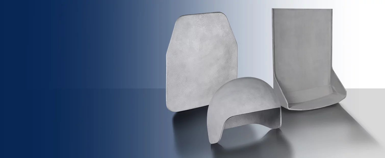 Ballistic helmet, ballistic seat shell as well as SK4 protection plate made of technical ceramics