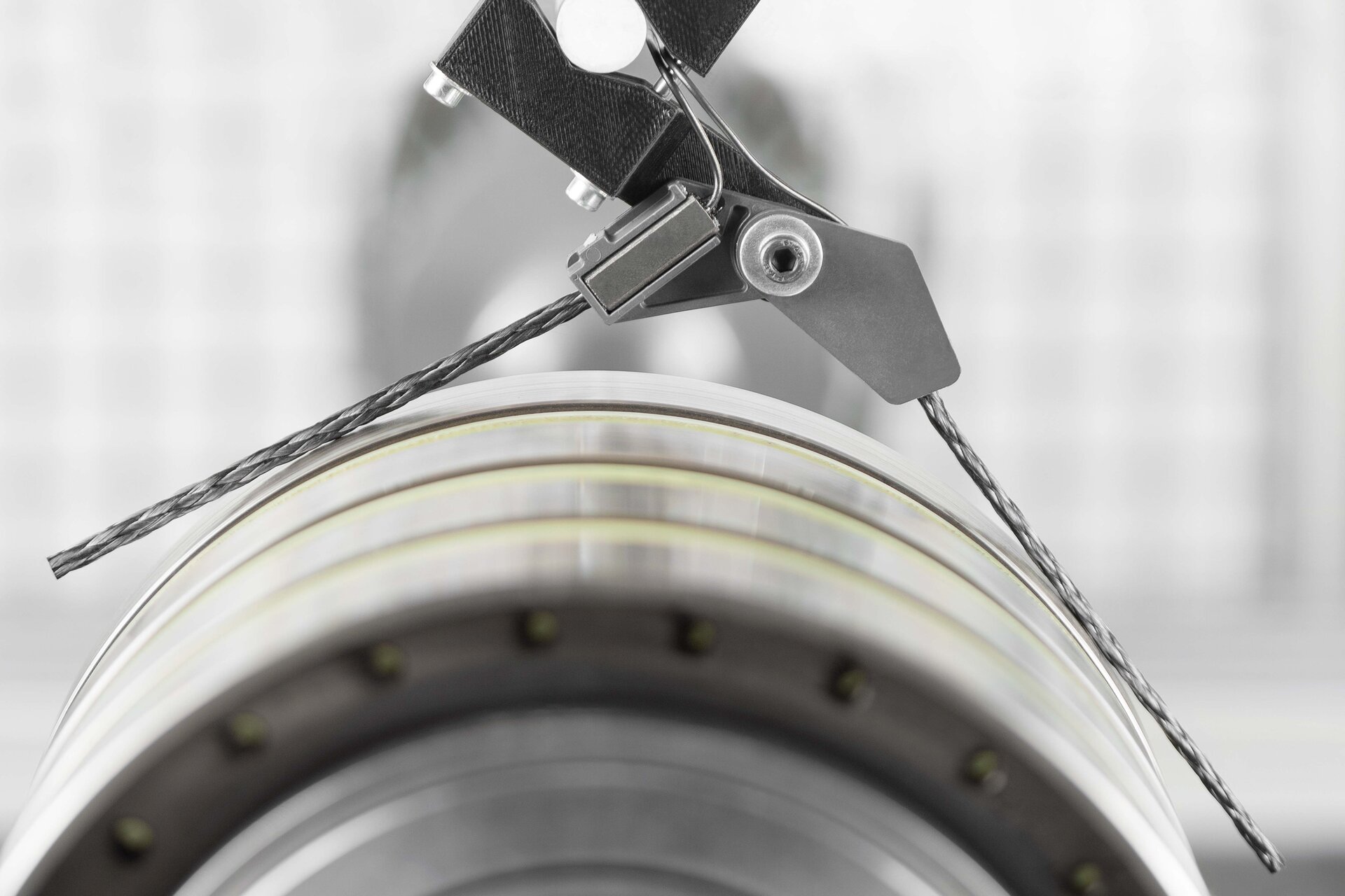 shaft grouding for safe shaft earthing in electric motors from Schunk Carbon Technology