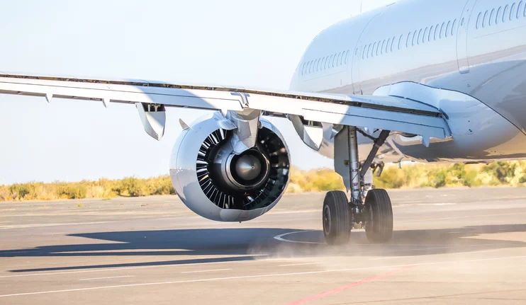 Mini Teaser Bild der Luft- und Raumfahrt & Sicherheit Branche bestehend aus Luft- und Raumfahrtsicherheitsflugzeug 