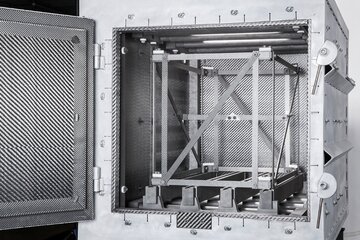 TUS fixture for temperature uniformity surveys inside an industrial heat treatment furnace