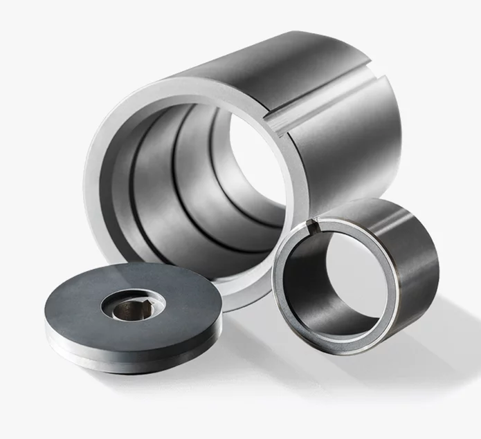  Three rotationally symmetric precision components made of metal or ceramics, suitable for bearing, sealing, or pump systems.