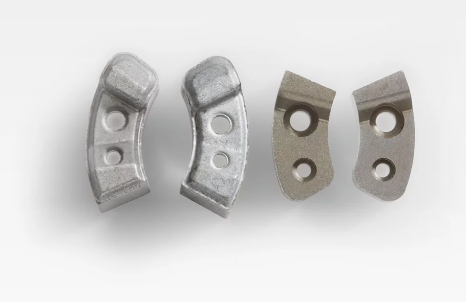 Blades as functional parts for belt retractors