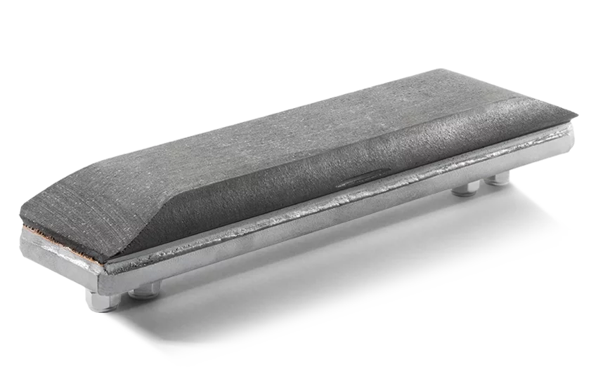 Third-rail carbon collector shoe for composite busbars