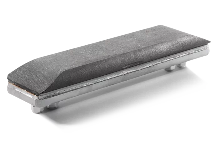 Third-rail carbon collector shoe for composite busbars
