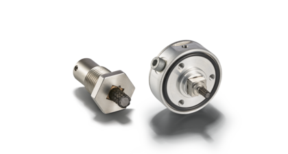   Motor side shaft grounding system for railroad applications