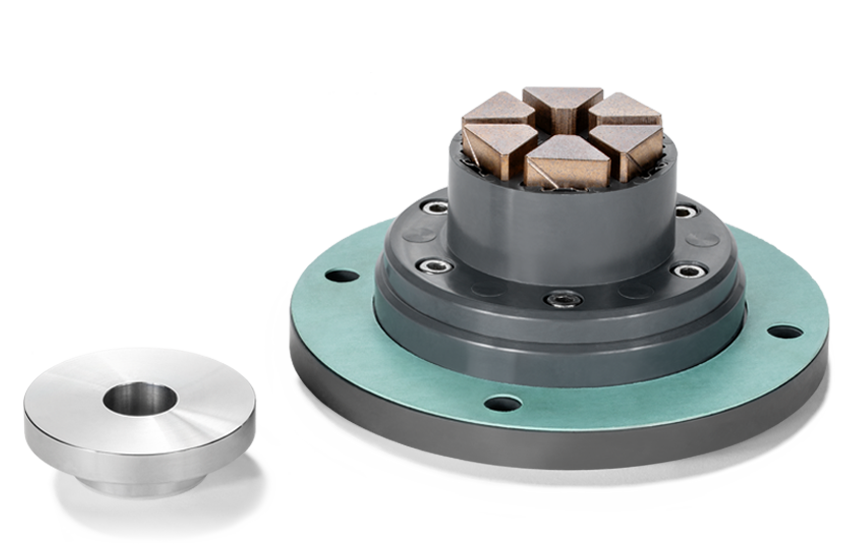 Polyax grounding contact for outboard bearing bogie applications