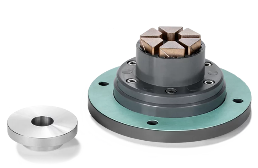 Polyax grounding contact for outboard bearing bogie applications