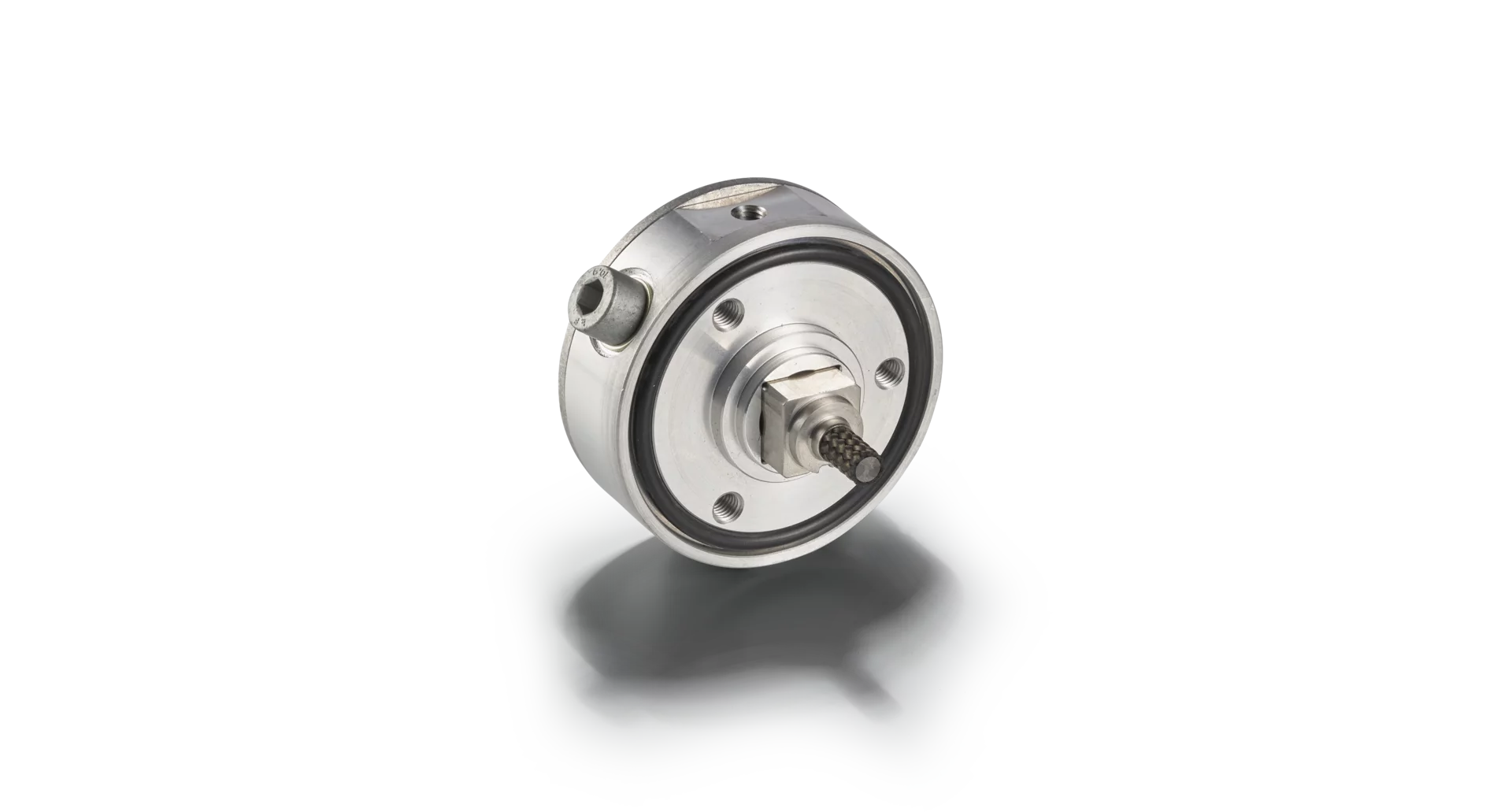  motor-mounted grounding system for railway applications