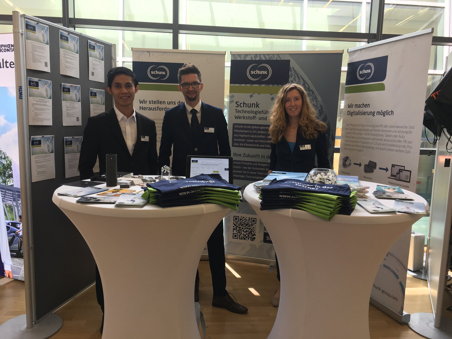  Schunk Team Hochschulmesse