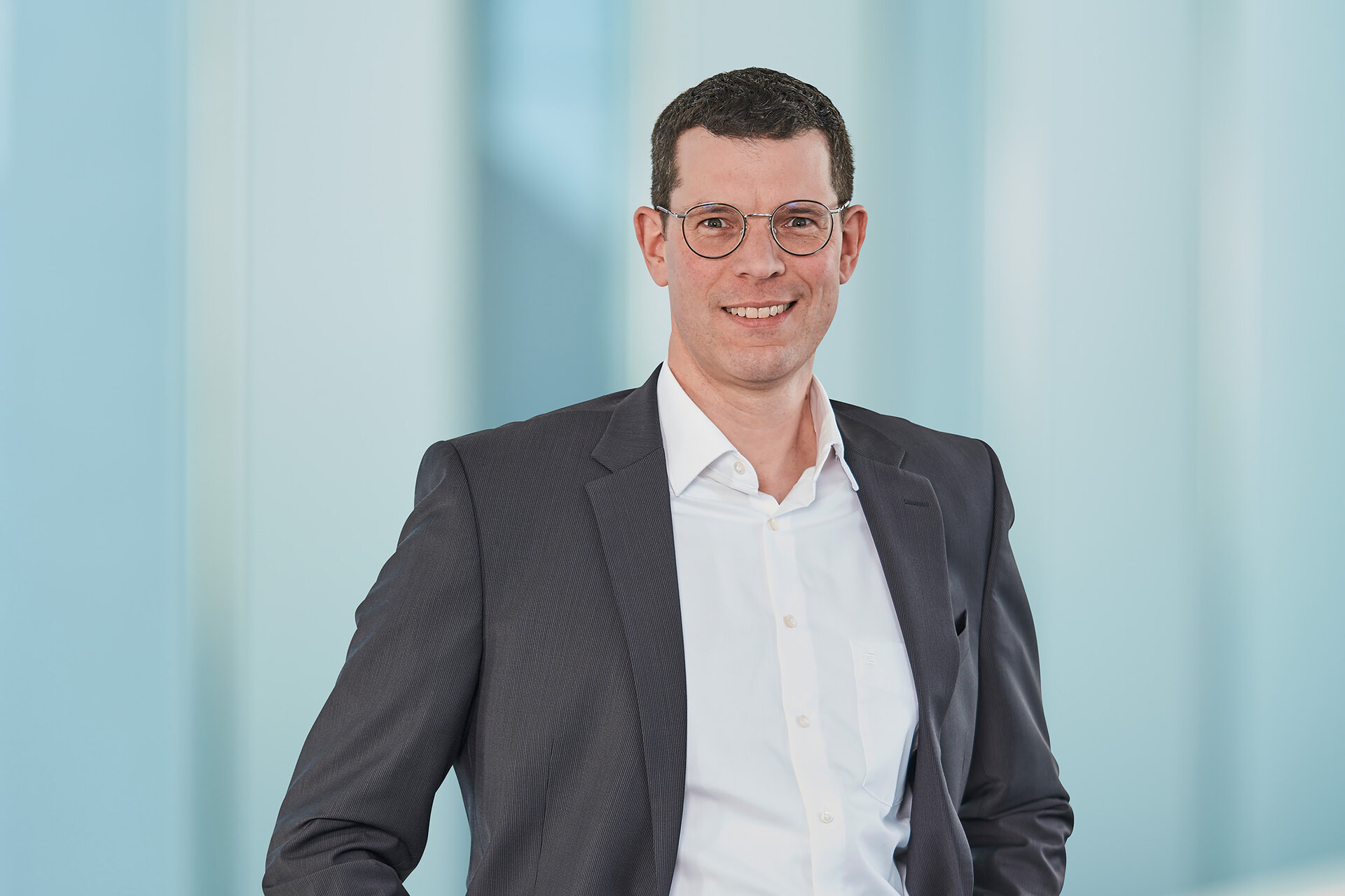 Portrait of Neill Busse, Schunk's press officer